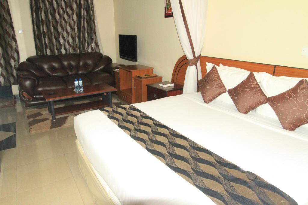 Emboita Hotel Nakuru Eksteriør billede