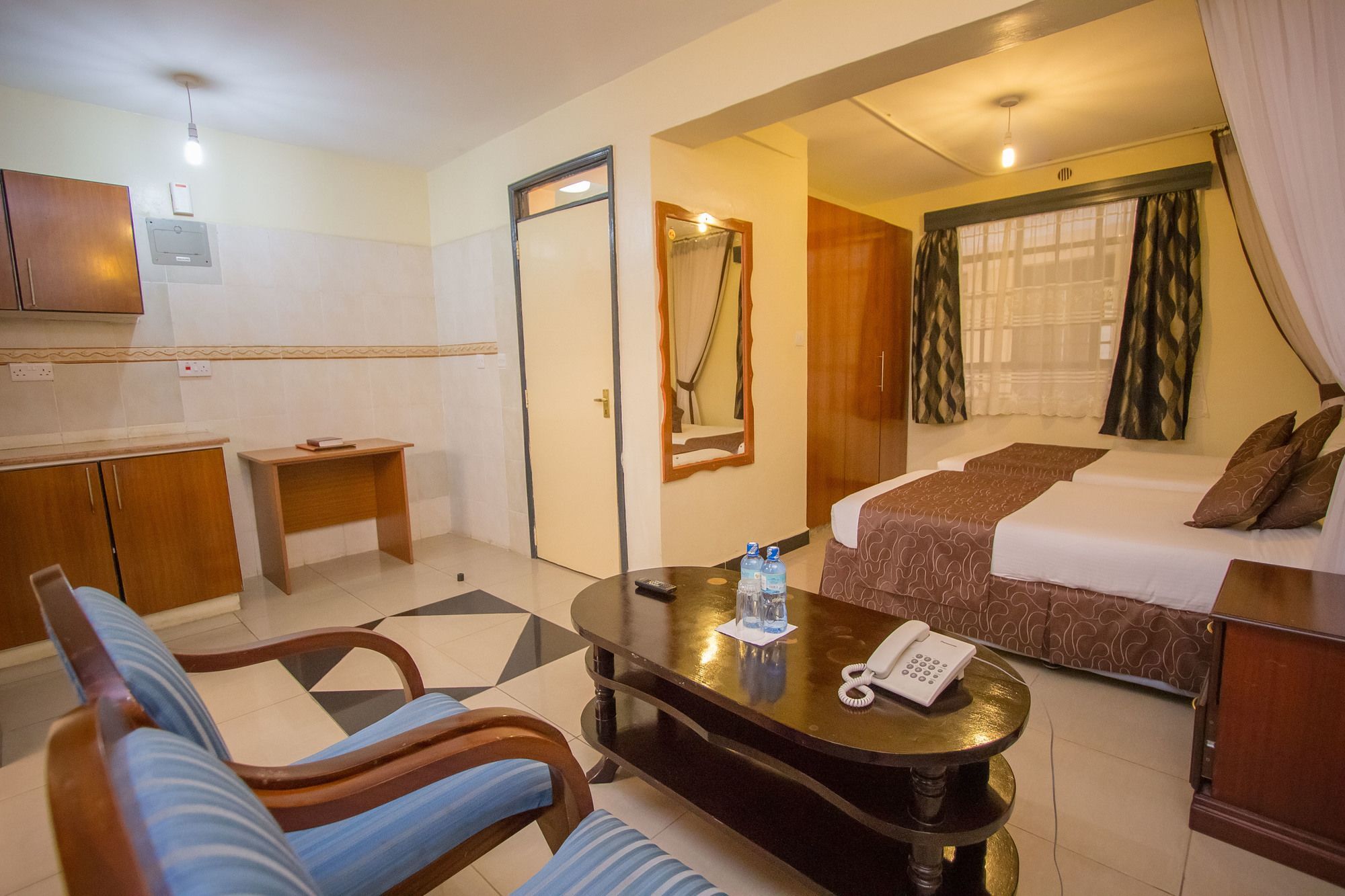 Emboita Hotel Nakuru Eksteriør billede