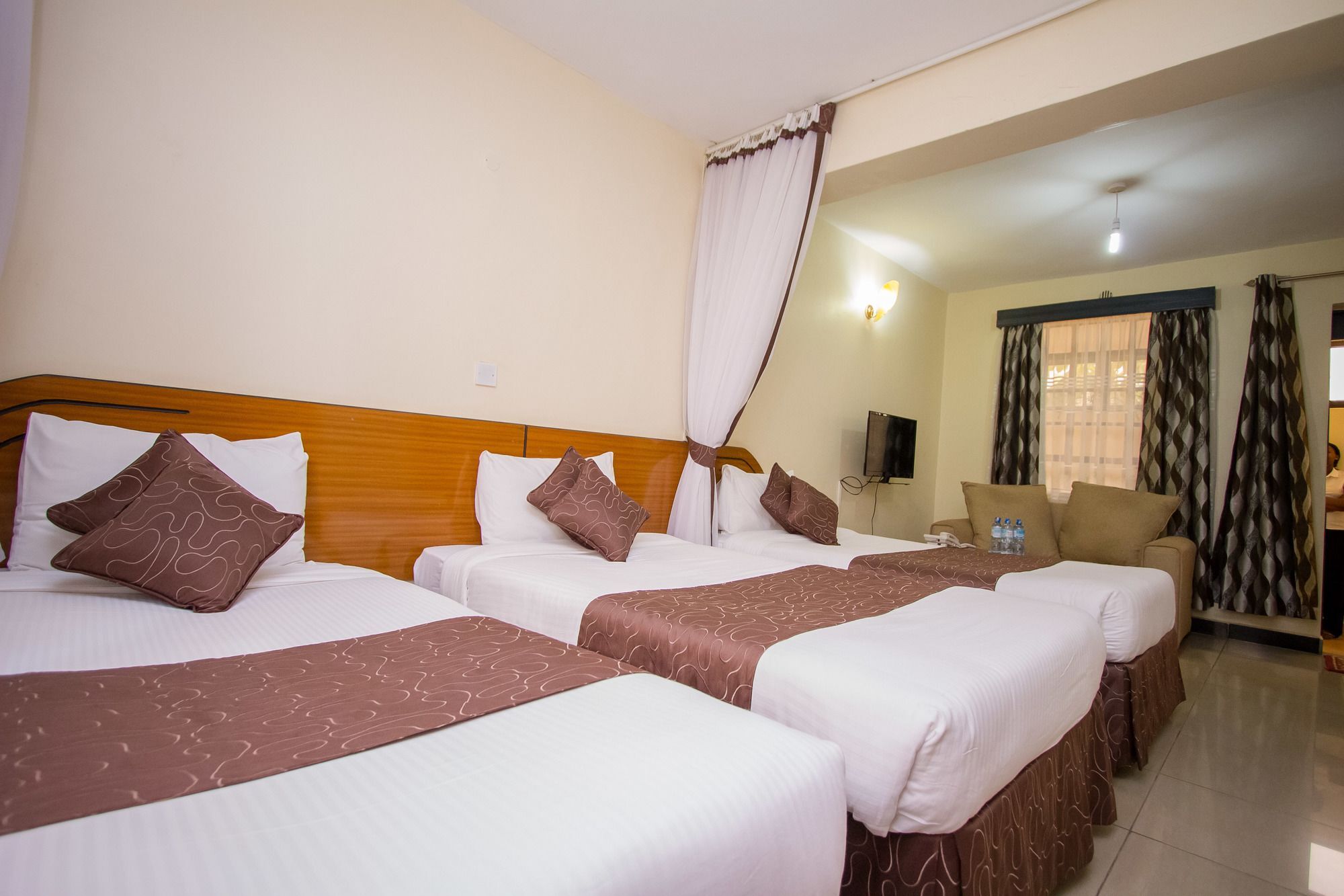 Emboita Hotel Nakuru Eksteriør billede