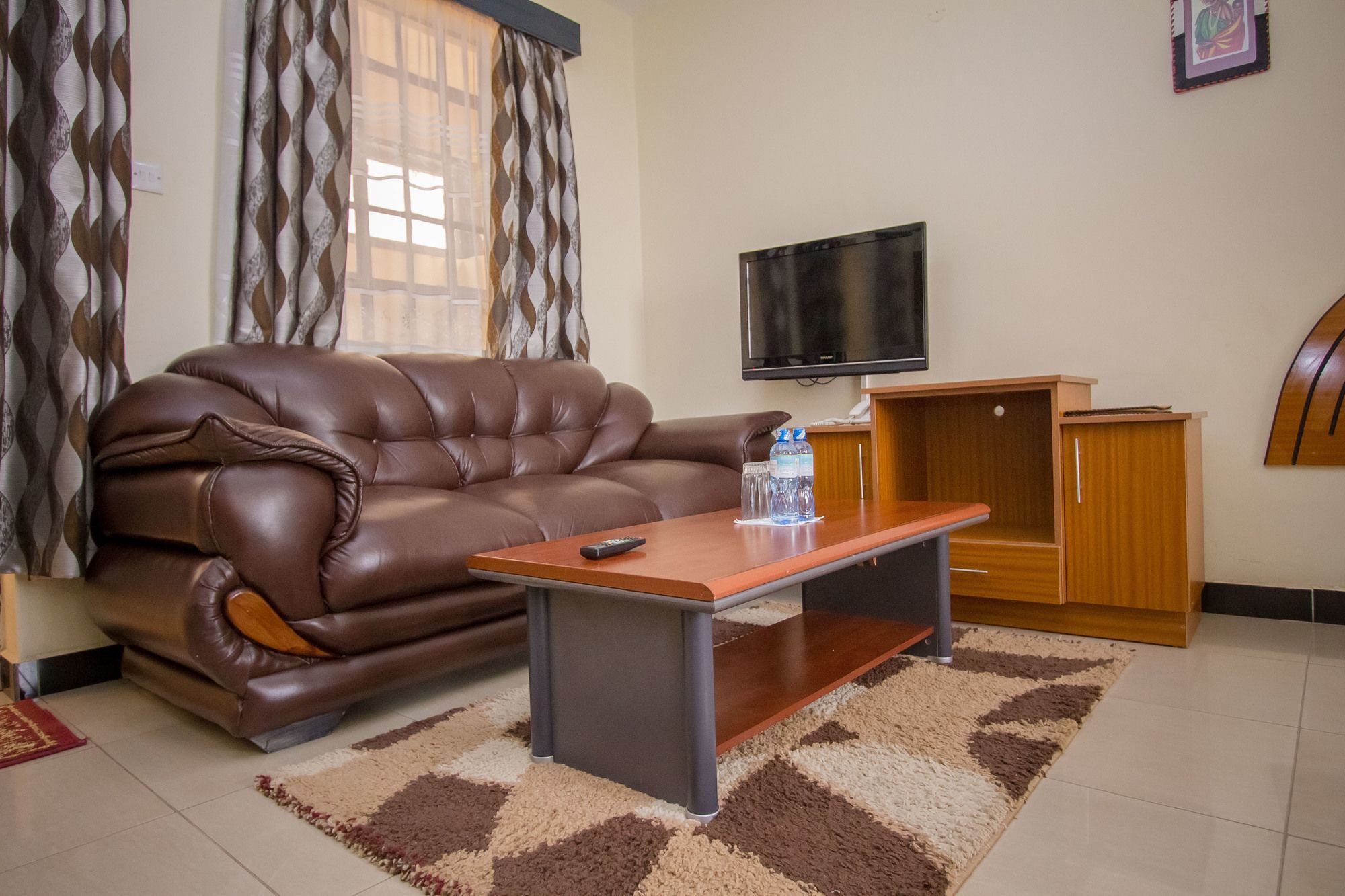 Emboita Hotel Nakuru Eksteriør billede