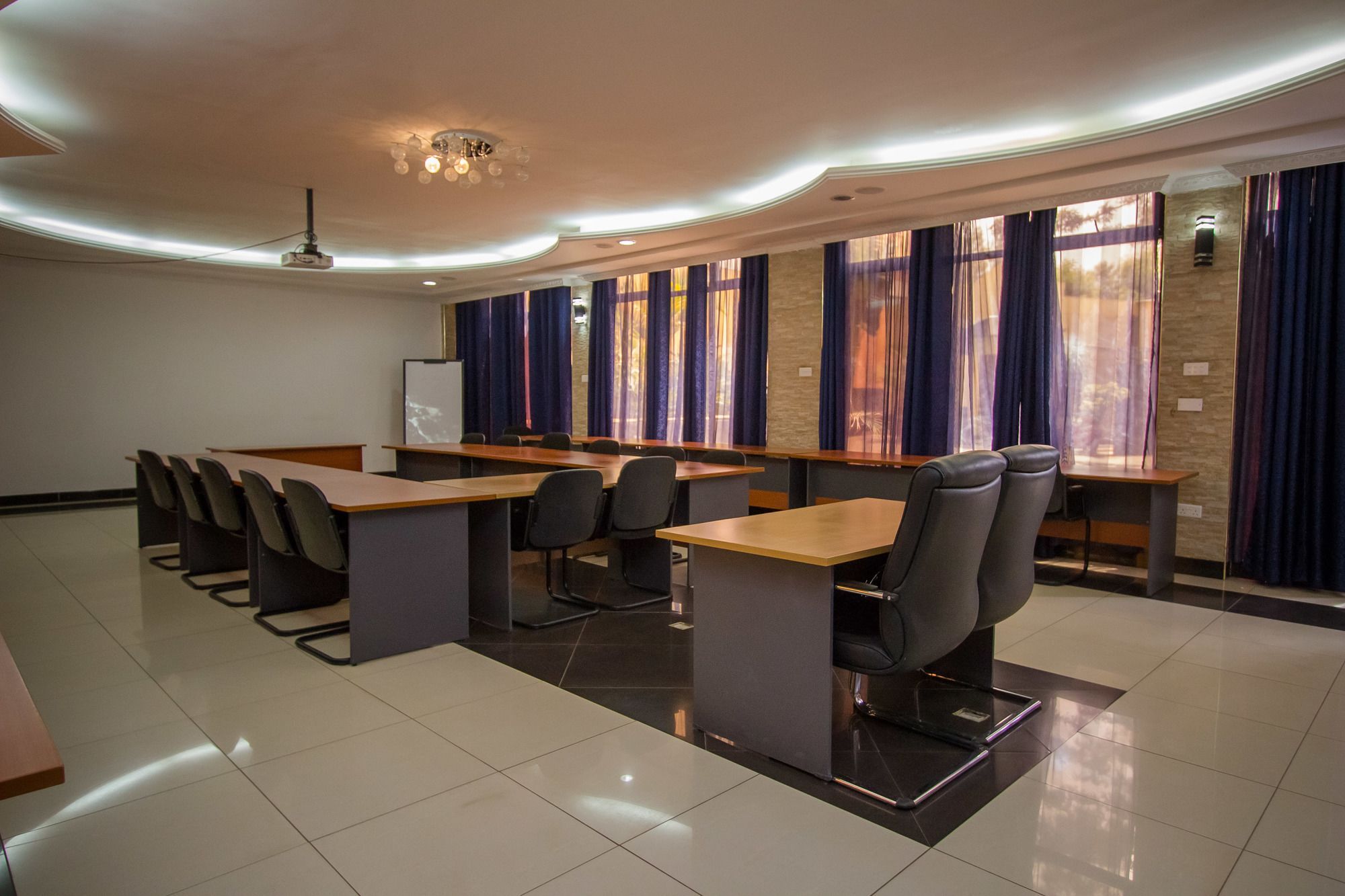 Emboita Hotel Nakuru Eksteriør billede